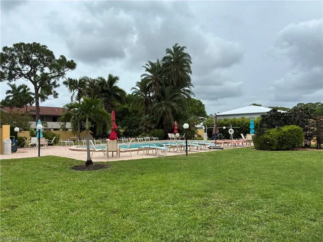 Community pool