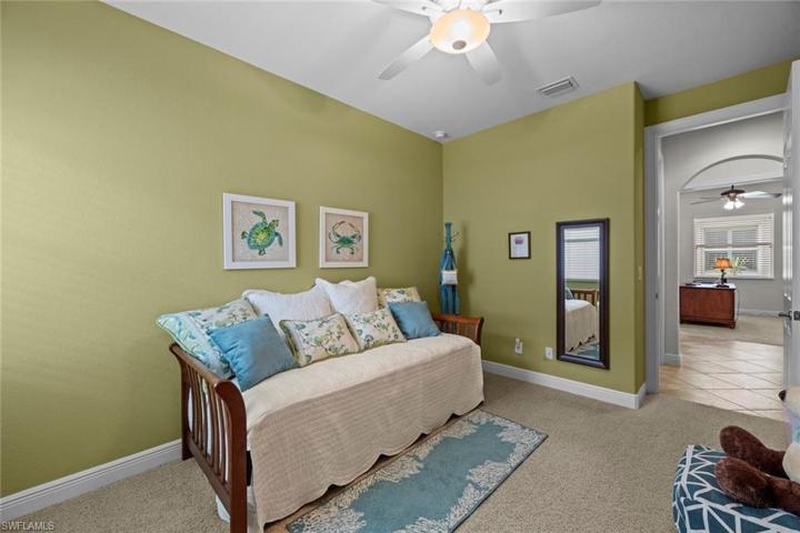 2nd guest bedroom looking out to foyer