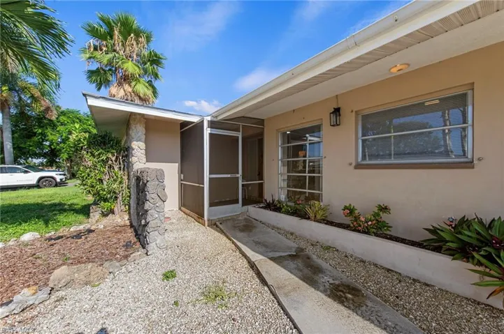 1211 34th St, Cape Coral, Florida 33904