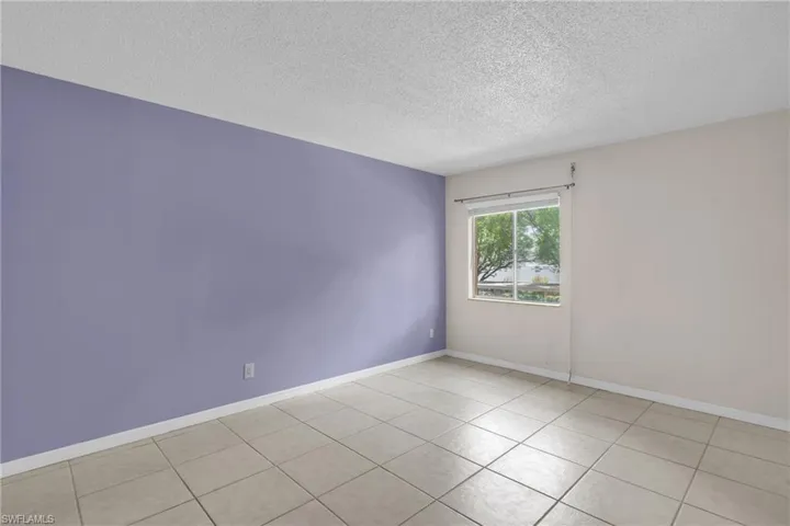 2366  E Mall  DR, Fort Myers, FL 33901