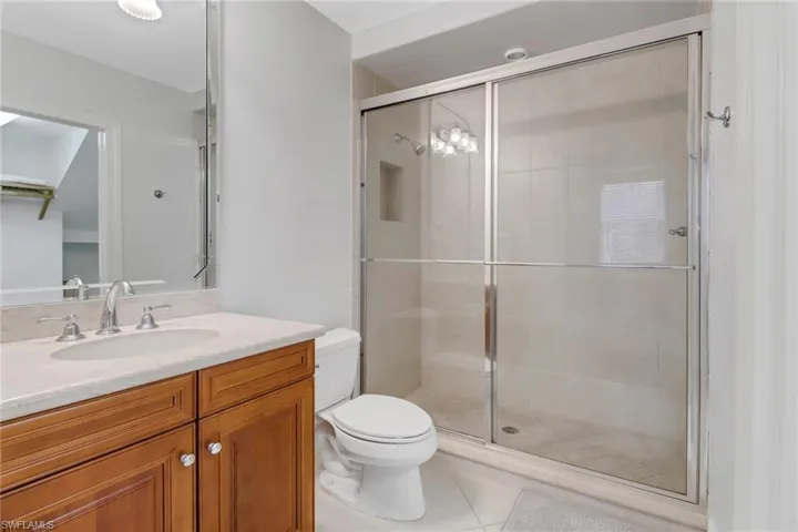 En suite bath for bedroom #1
