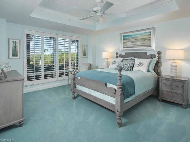 The guest bedroom suite allows for maximum privacy with an en suite bathroom.