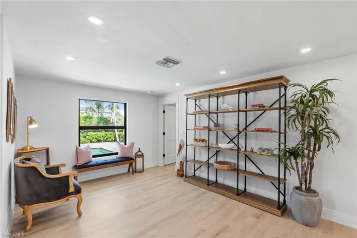 4222 Crayton Rd, Naples, Florida 34103