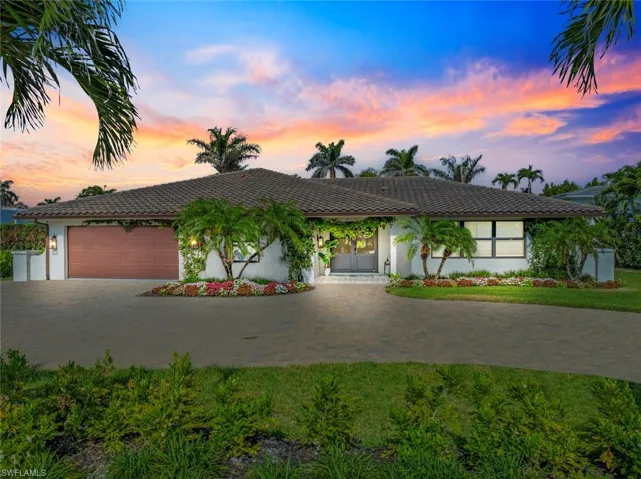 4222 Crayton Rd, Naples, Florida 34103