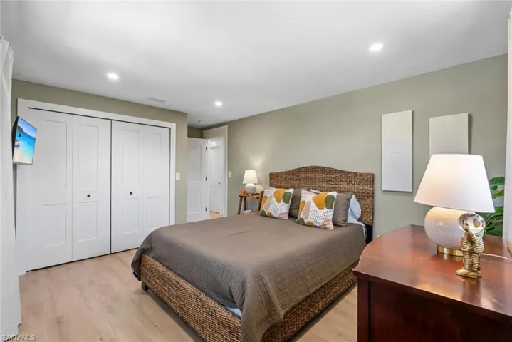 4222 Crayton Rd, Naples, Florida 34103