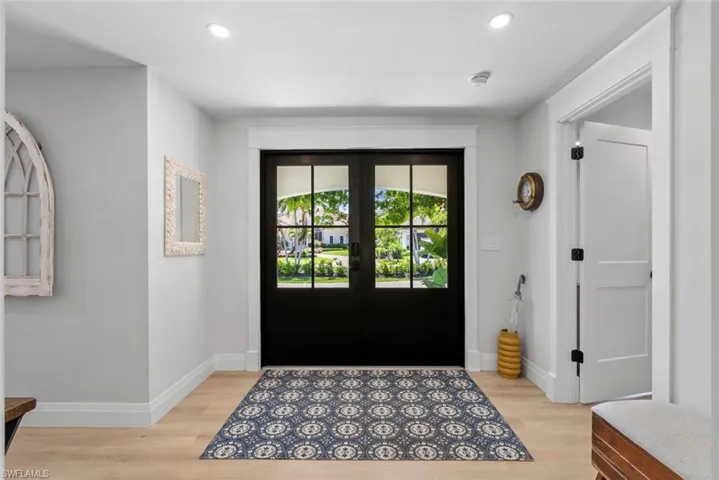 4222 Crayton Rd, Naples, Florida 34103