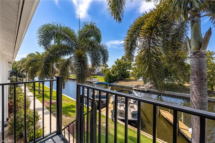 4904 Vincennes St 204, Cape Coral, Florida 33904