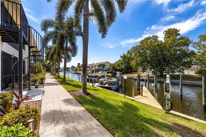 4904 Vincennes St 204, Cape Coral, Florida 33904