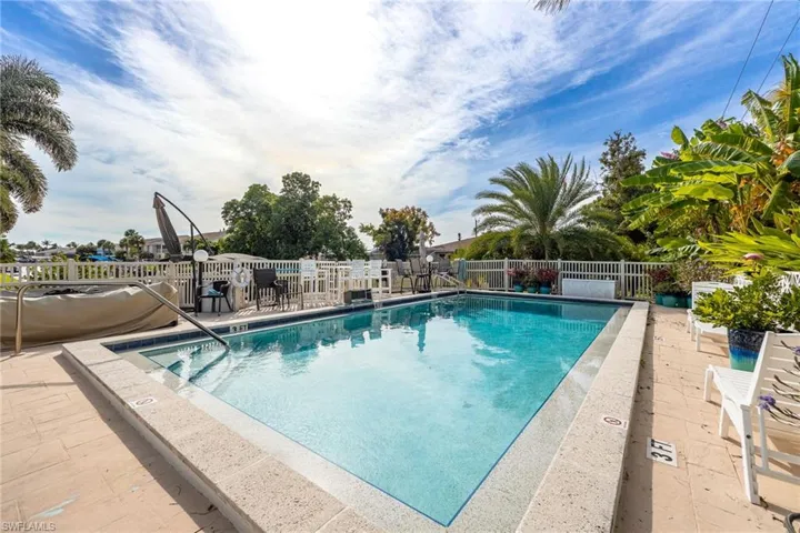 4904 Vincennes St 204, Cape Coral, Florida 33904
