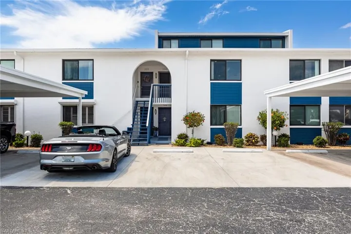 4904 Vincennes St 204, Cape Coral, Florida 33904