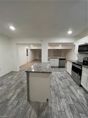 3923 Se 12th Ave, Cape Coral, Florida 33904