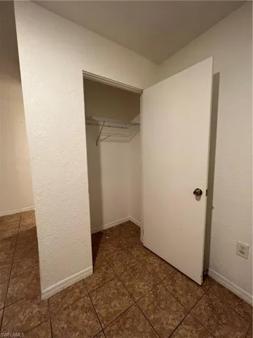 3923 Se 12th Ave, Cape Coral, Florida 33904