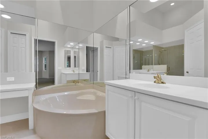 Master Suite I Bath