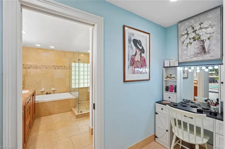 4980 Tamarind Ridge Dr, Naples, Florida 34119