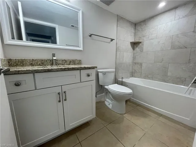 5323  Summerlin  RD, Fort Myers, FL 33919