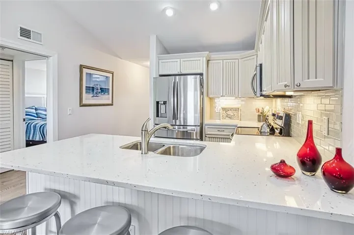 Kitchen-from-Breakfast Bar