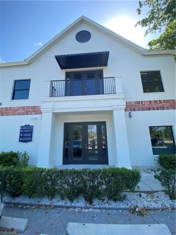 1008 Goodlette