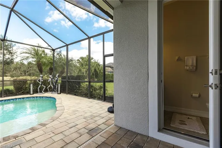 Half bath perfect for use for pool users or Lanai use.