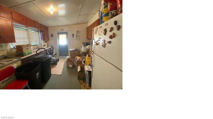 255 SE 4TH  AVE, South Bay, FL 33493