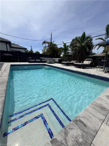 841  91st N AVE, Naples, FL 34108