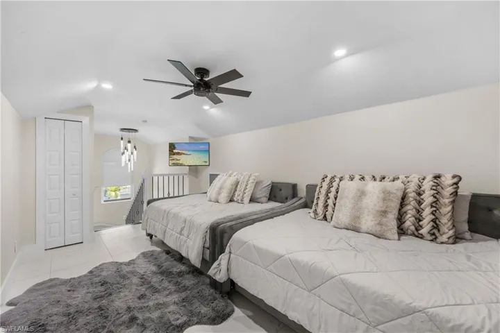 841  91st N AVE, Naples, FL 34108