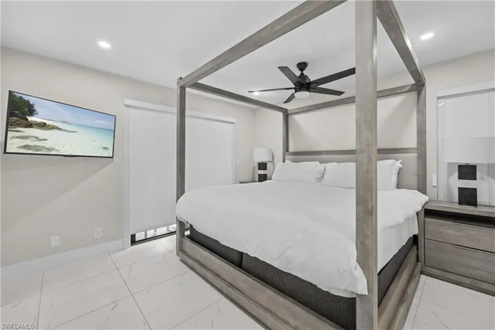 841  91st N AVE, Naples, FL 34108