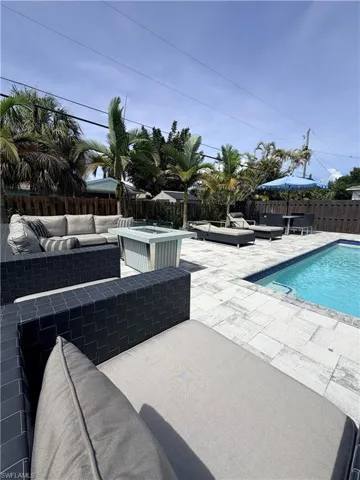 841  91st N AVE, Naples, FL 34108