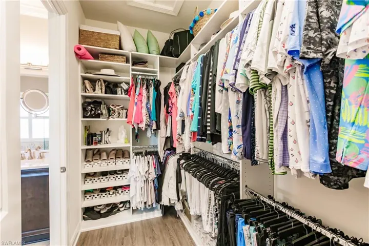 ANOTHER VIEW OF THE DETAILED CUSTOM WORK IN THIS CLOSET!