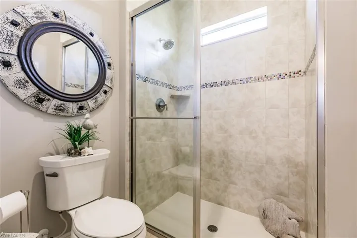 THE SHOWER IN THE FAMILY'S BATHROOM IS SIMPLY BEAUTIFUL! THEY WILL BE IMPRESSED!