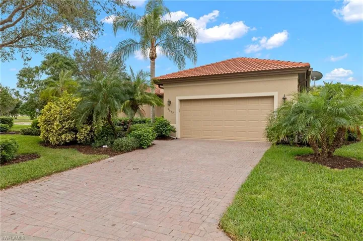 8975  Morgan  CT, Naples, FL 34113