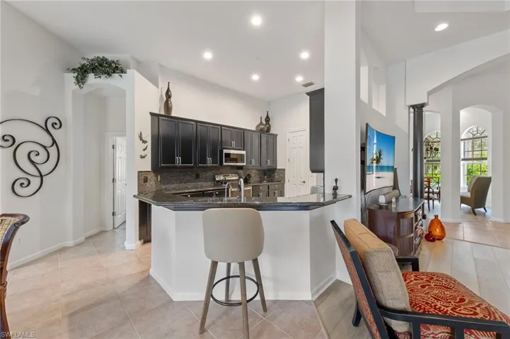 Breakfast bar