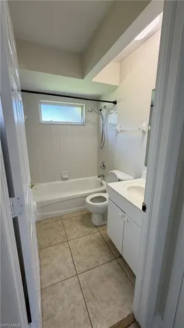 414 Se 13th St, Cape Coral, Florida 33990