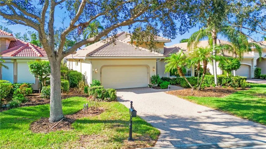 6813  Bent Grass  DR, Naples, FL 34113