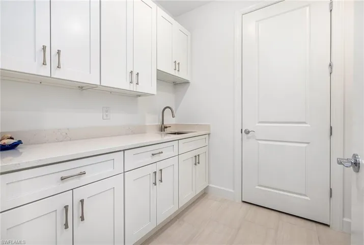 25594 Shoreline Gaze Dr, Bonita Springs, Florida 34135