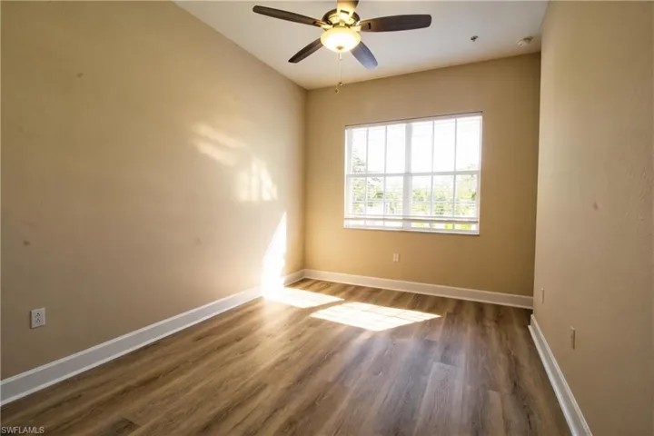 7848 Clemson St 6-202, Naples, Florida 34104