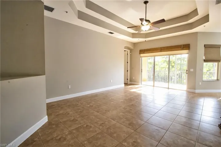 7848 Clemson St 6-202, Naples, Florida 34104