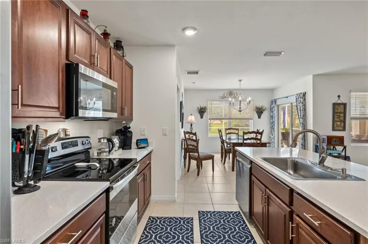 2243 SW 4th  ST, Cape Coral, FL 33991