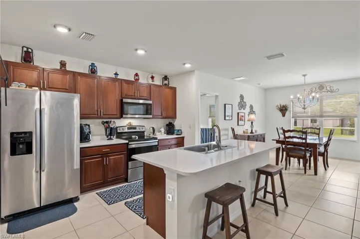 2243 SW 4th  ST, Cape Coral, FL 33991
