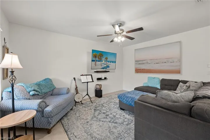 2243 SW 4th  ST, Cape Coral, FL 33991