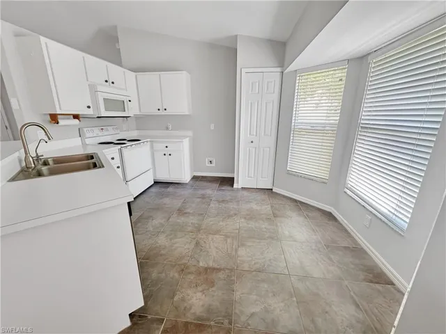 8488 Pittsburgh Blvd, Fort Myers Fl 33967