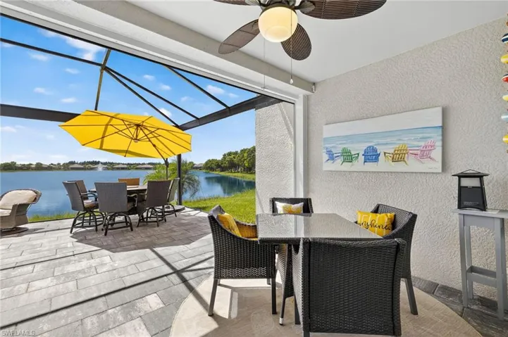 14582  Edgewater  CIR, Naples, FL 34114