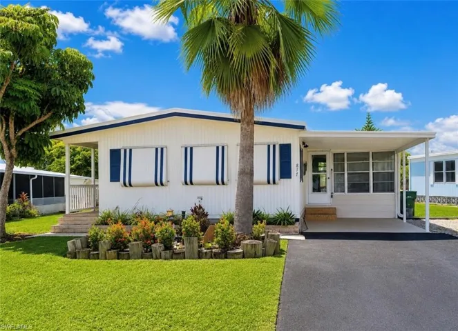 817 Cape Haze Ln, Naples, Florida 34104