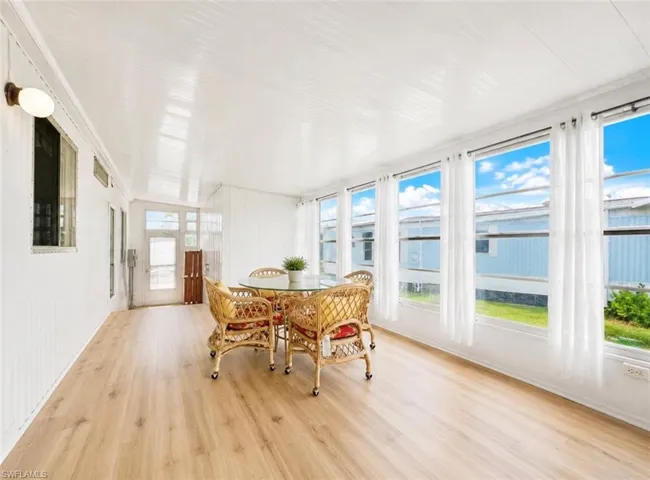 817 Cape Haze Ln, Naples, Florida 34104