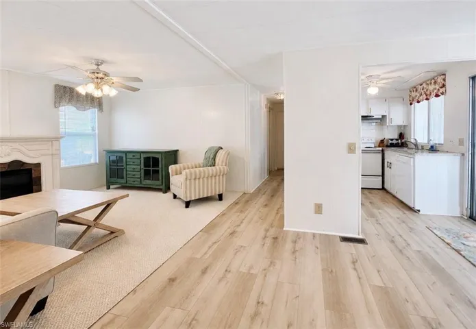 817 Cape Haze Ln, Naples, Florida 34104
