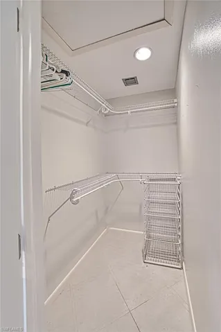 Primary-Closet