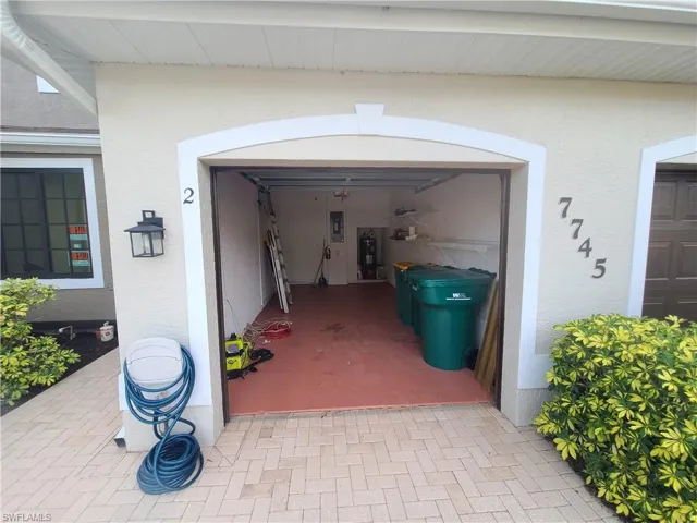 Garage (one car)