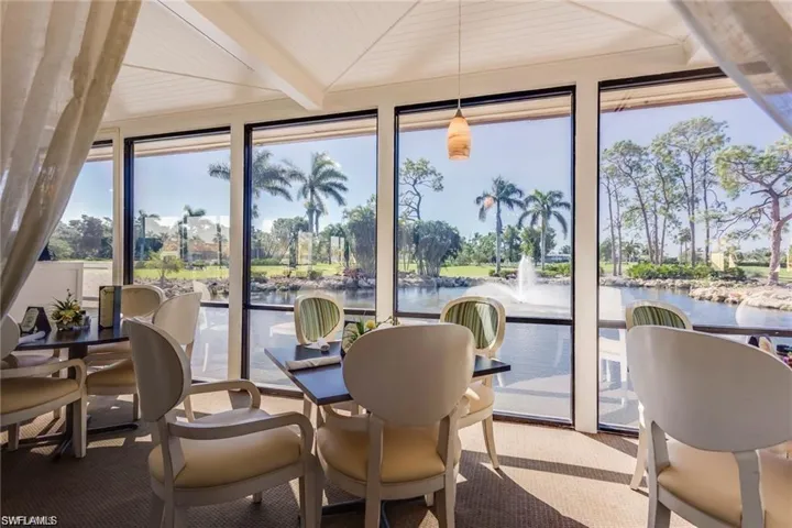 Glades 19th Hole restaurant