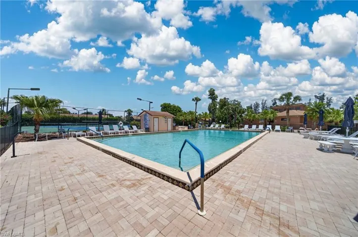 17318 Timber Oak Ln, Fort Myers, Florida 33908