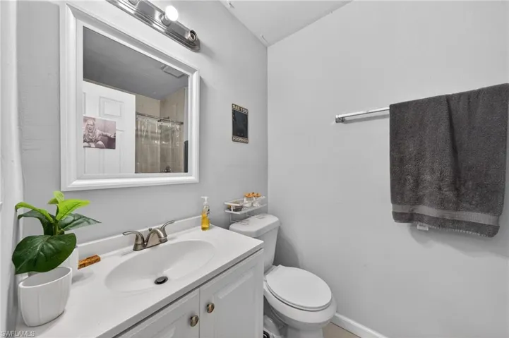 17318 Timber Oak Ln, Fort Myers, Florida 33908