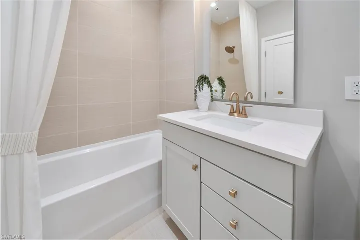 6088 Barbara Cir, Naples Fl 34112